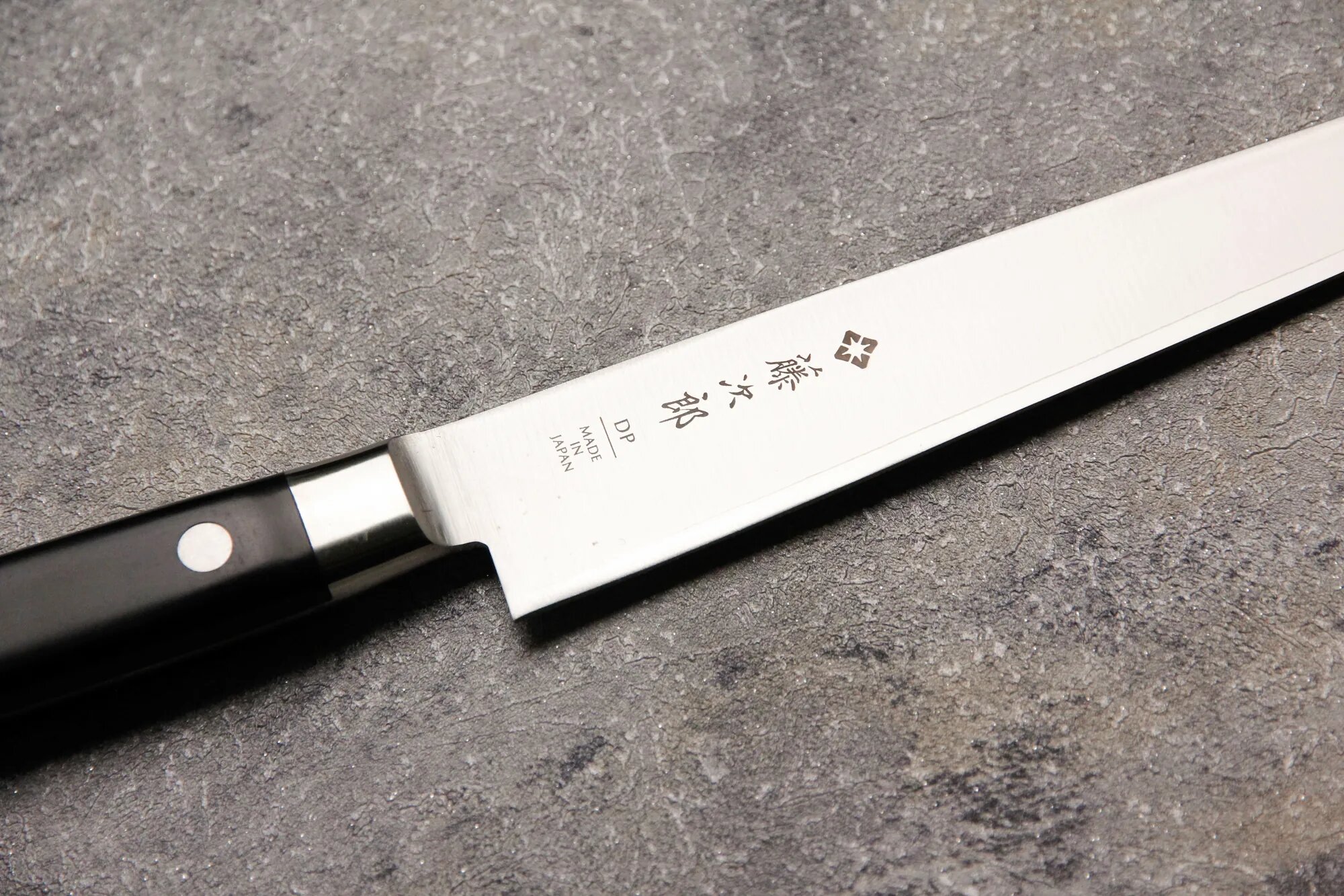 Кухонний ніж для тонкої нарізки 240 мм Tojiro DP3 (F-805) - Зображення 4